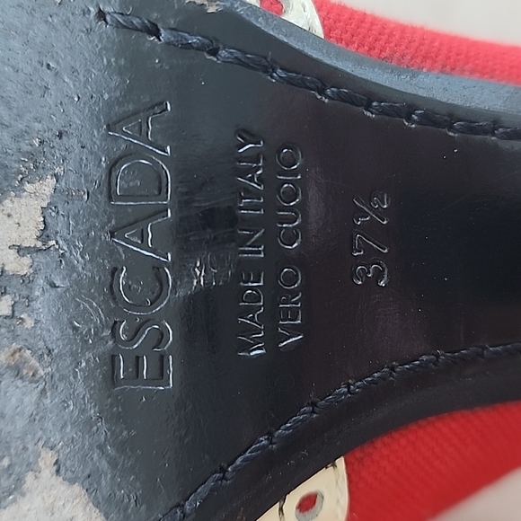 Escada shoes 71/2 - Picture 5 of 7